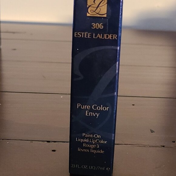 Estee Lauder Pure Color Envy Lava Flow - Picture 3 of 5
